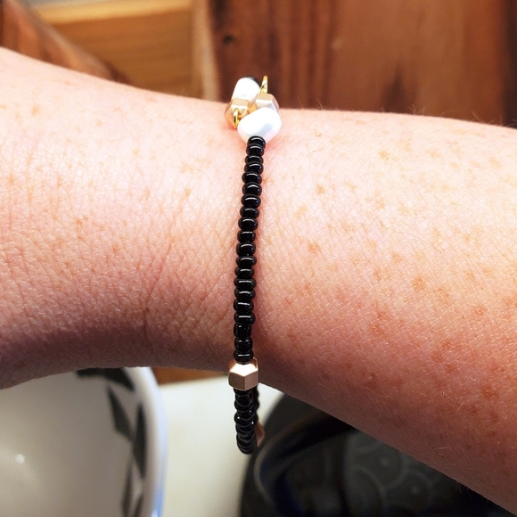 Pearl Bangle in Black and Rose Gold Beads - Custom, includes 1 charm endcap - Picture 5 of 6